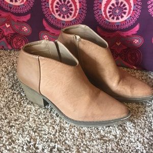Light brown Booties